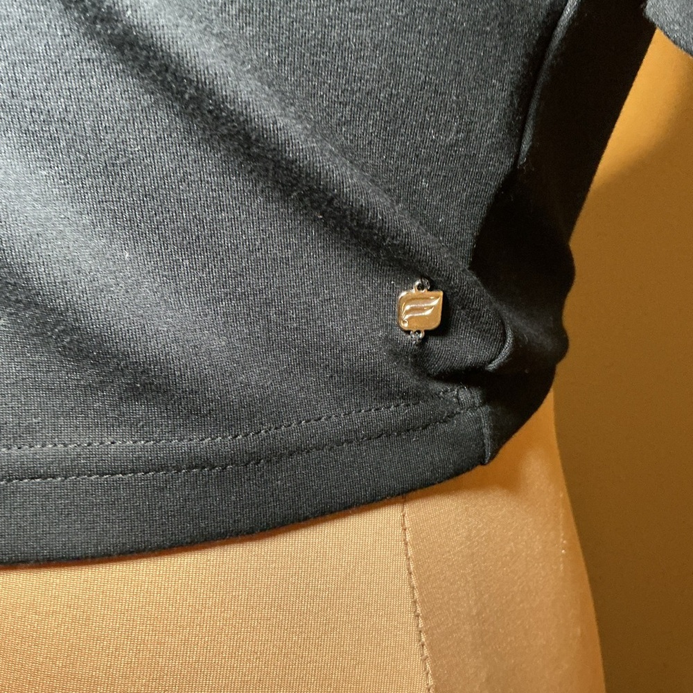 Fabletics Black Cut-Out Women's Top - Picture 3 of 3